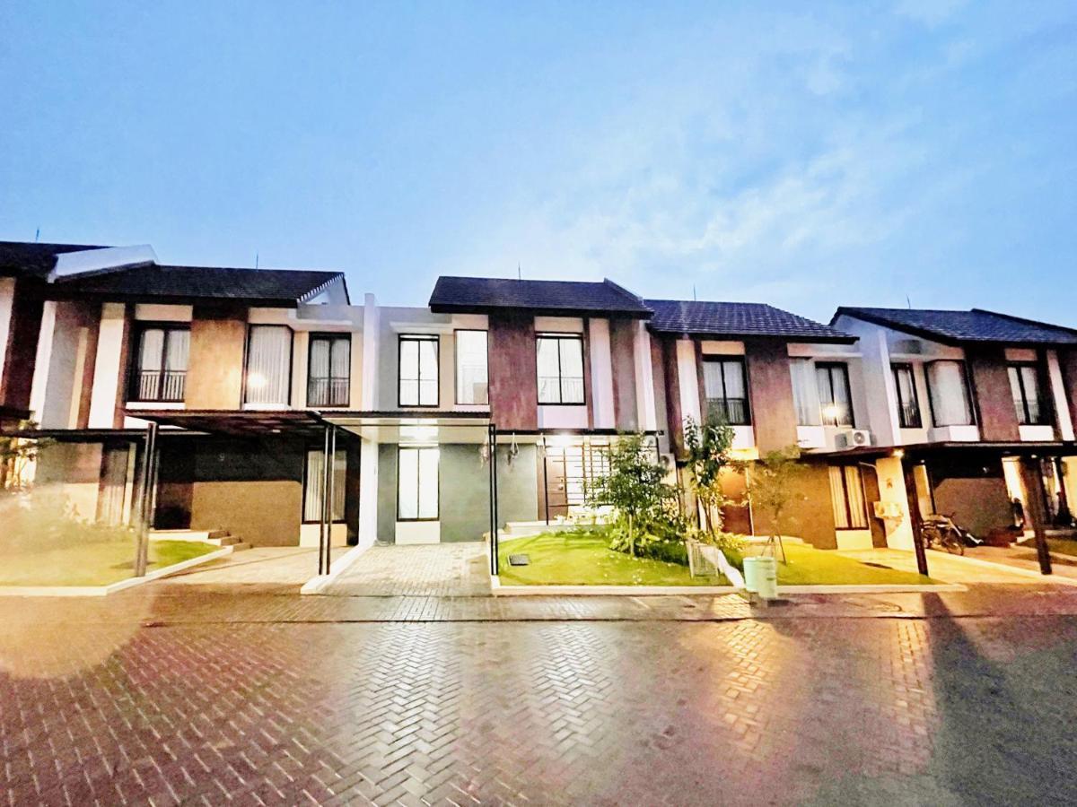 Larisa Homestay Syariah Padalarang Exterior foto